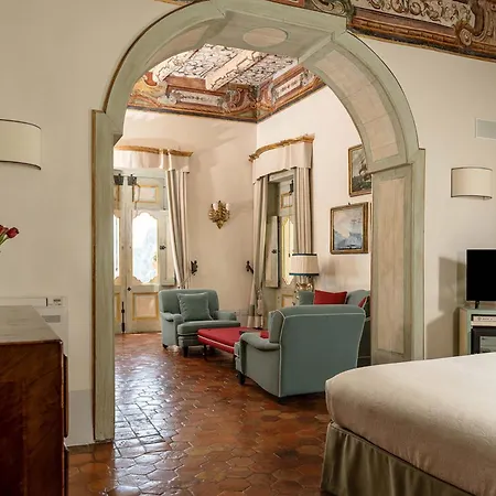 - Palazzo Santa Croce 빌라