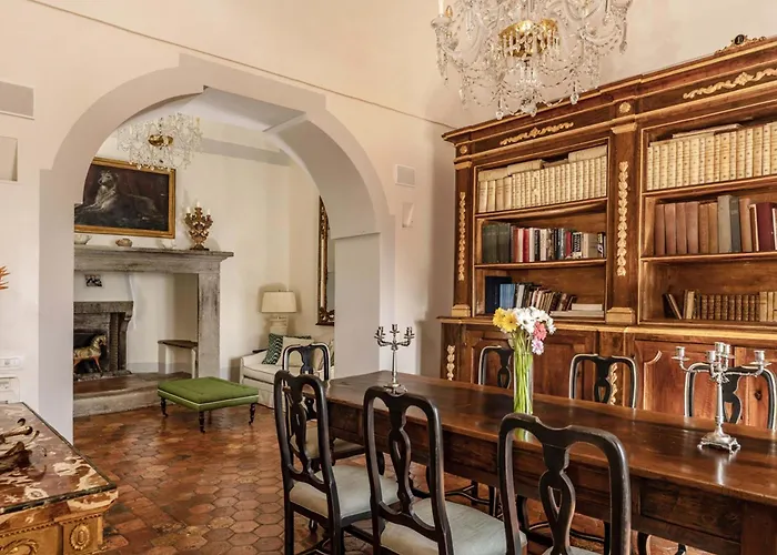 Villa - Palazzo Santa Croce