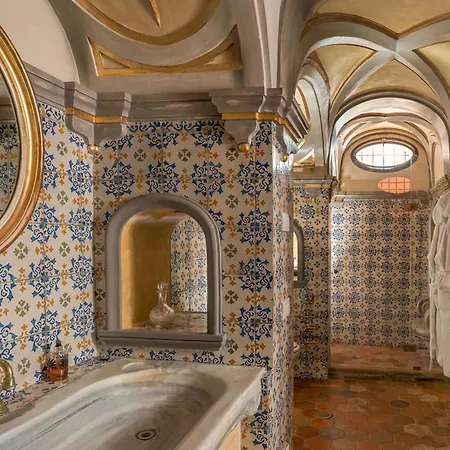 Villa - Palazzo Santa Croce