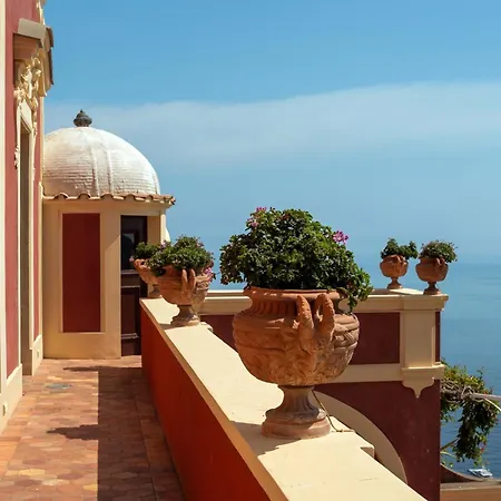 - Palazzo Santa Croce Villa *