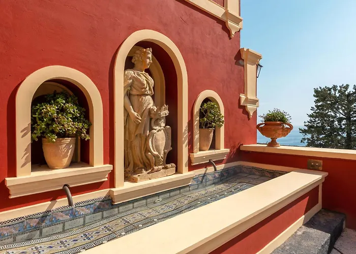 Villa - Palazzo Santa Croce *