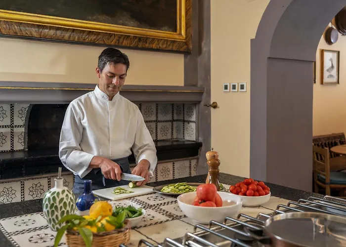 - Palazzo Santa Croce *