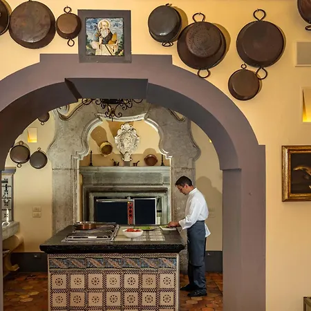 - Palazzo Santa Croce * Positano