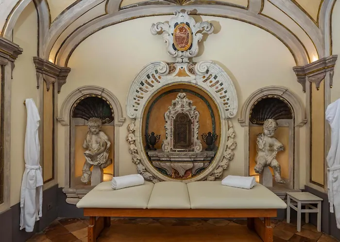 - Palazzo Santa Croce Вілла Позітано